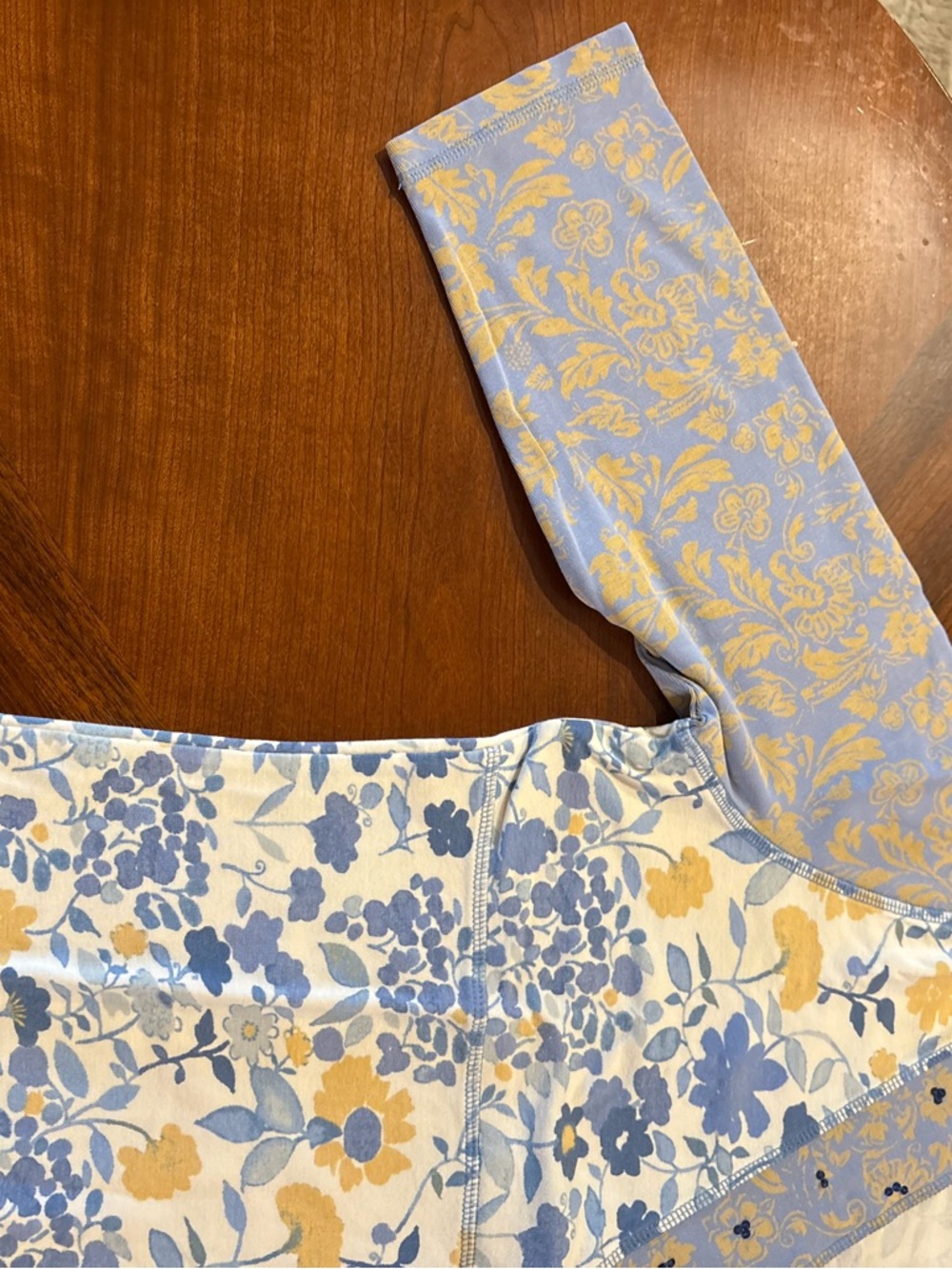 Sigrid Olsen Women’s Blue & Yellow Floral V-Neck Top - Picture 5 of 8